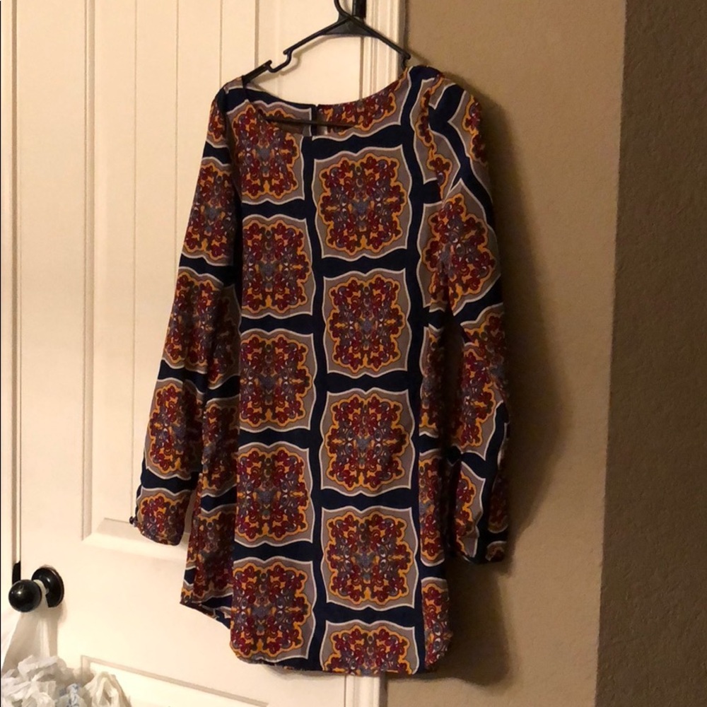 NEW DRESS - Picture 4 of 4